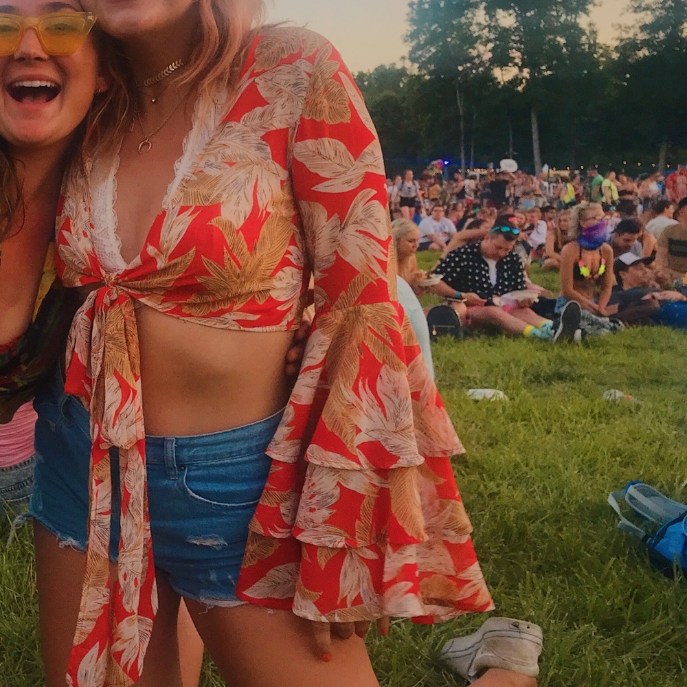 Festival floral tie top